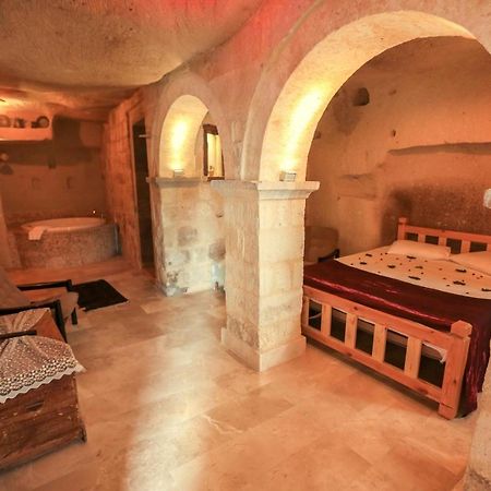 Abu Hayat Cave Suites Ortahisar Extérieur photo