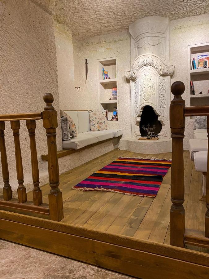 Abu Hayat Cave Suites Ortahisar Extérieur photo