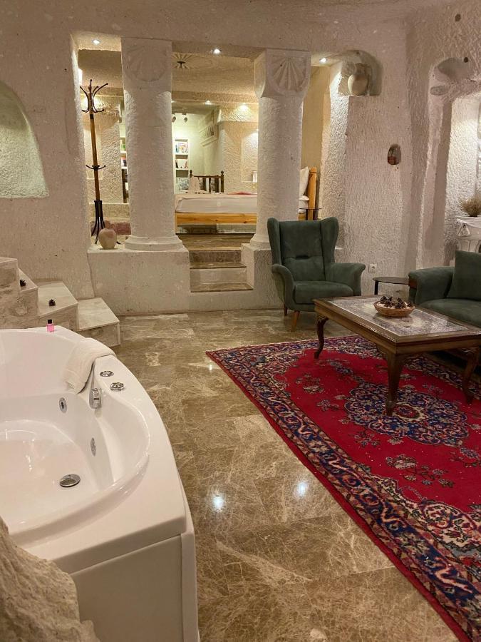 Abu Hayat Cave Suites Ortahisar Extérieur photo